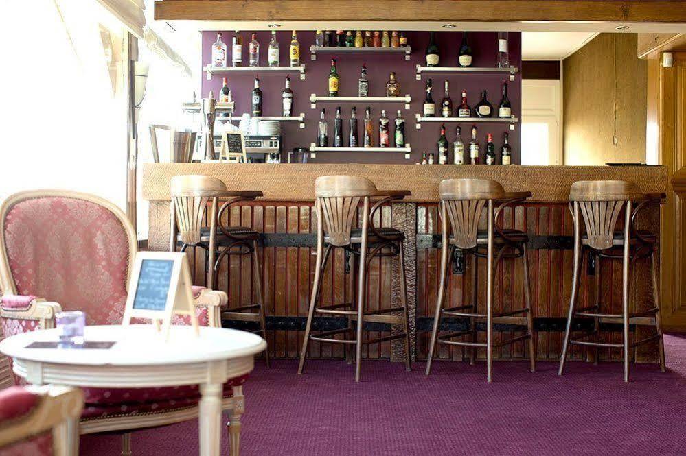 Hotel-Restaurant "La Gremelle" Ladoix-Serrigny Kültér fotó